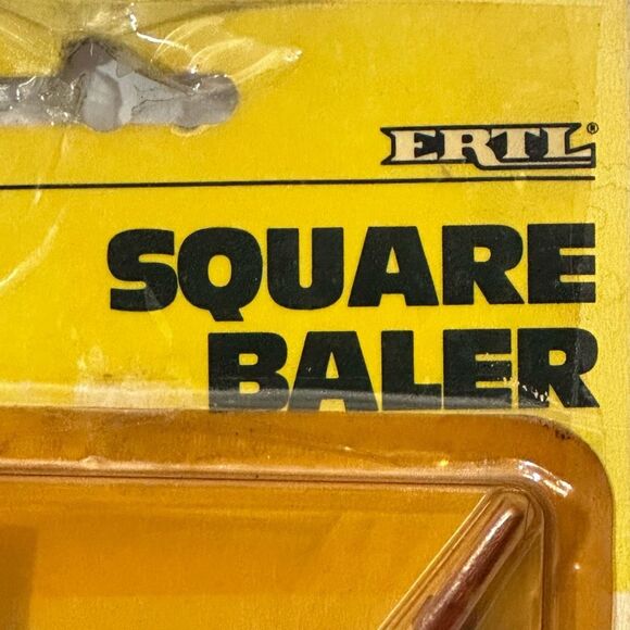 Vintage ERTL Ford New Holland Square Baler Toy 1990s - Picture 3 of 10